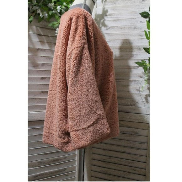 Madewell Boxy Faux Fur Pullover (237)🦋🦄 - Picture 3 of 7